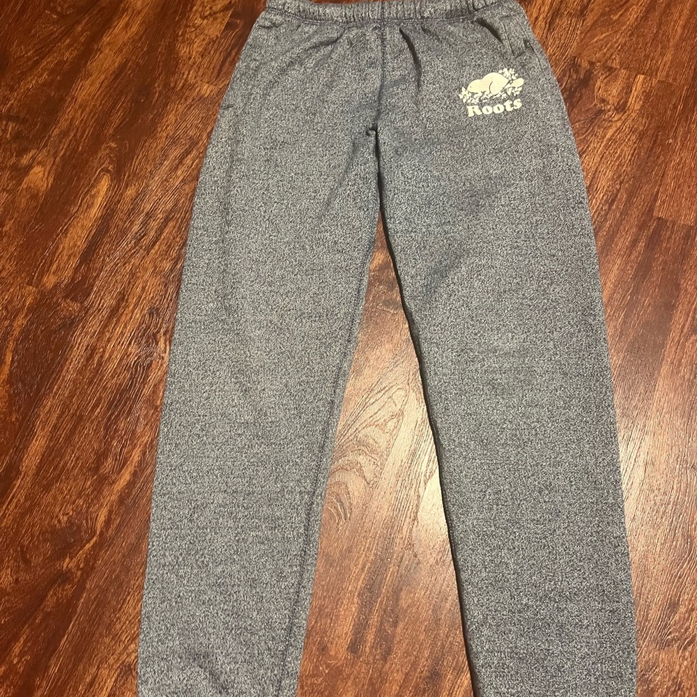 Roots woman’s extra small